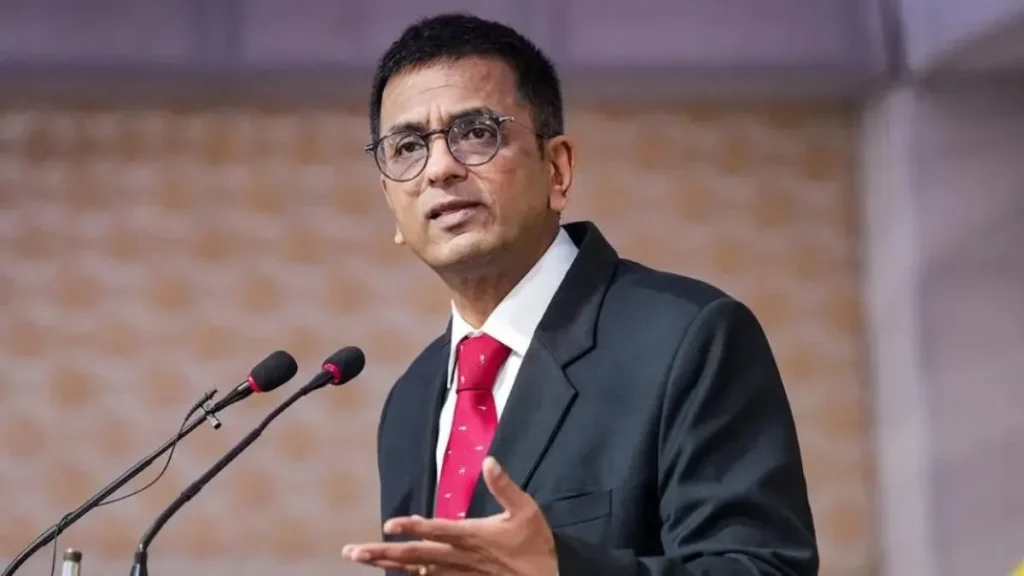 काय म्हणाले CJI Chandrachud?